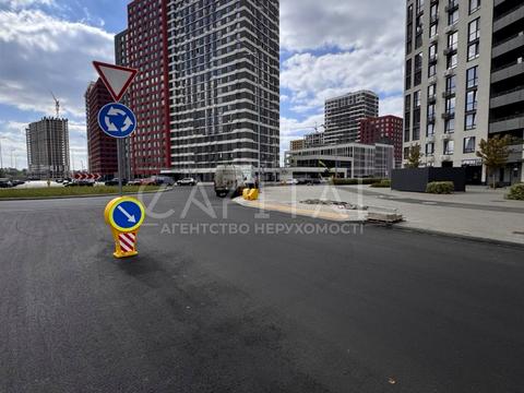 комерційна за адресою Європейського Союзу просп. (Правди), 17