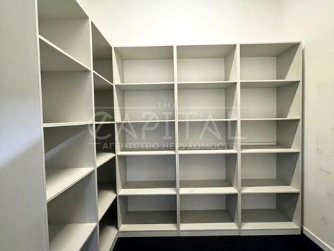 комерційна за адресою Київ, Лаврська вул. (Січневого Повстання), 3