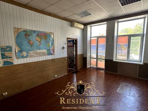 комерційна за адресою Дніпро, Олександра Поля просп. (Кірова), 8-А