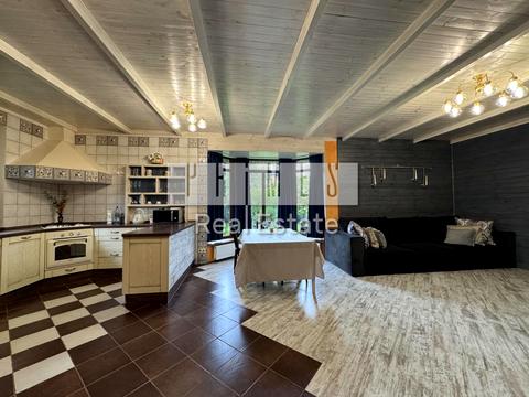 будинок за адресою Квіткова