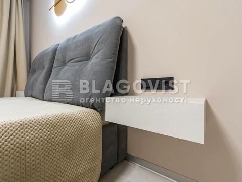 квартира за адресою Михайла Максимовича вул. (Онуфрія Трутенка), 28-К