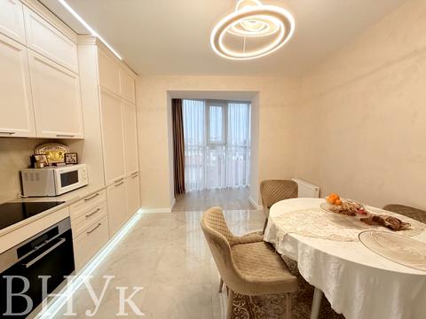 квартира за адресою Коперника вул., 83