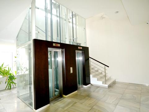 комерційна за адресою Митрофана Довнар-Запольського вул., 7А