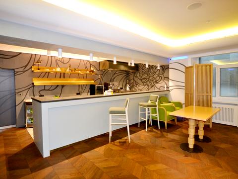 комерційна за адресою Митрофана Довнар-Запольського вул., 7А