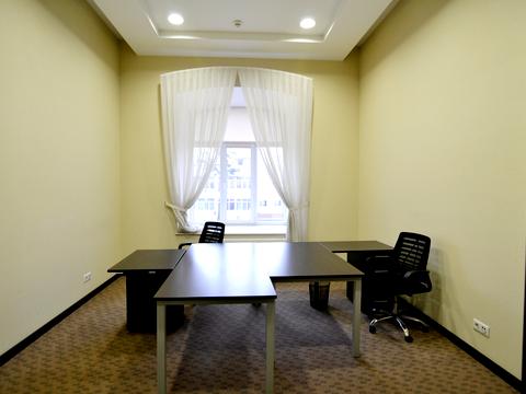 комерційна за адресою Митрофана Довнар-Запольського вул., 7А