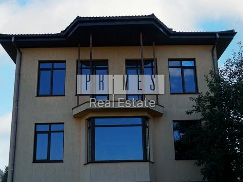 будинок за адресою Римська