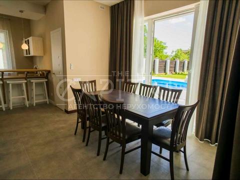 дом по адресу вул. Виноградна