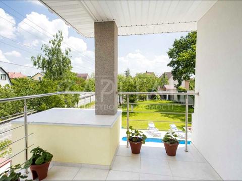 дом по адресу вул. Виноградна