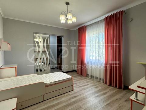 дом по адресу вул. Виноградна