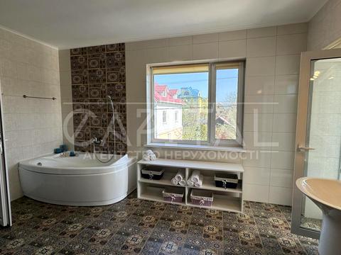 дом по адресу вул. Виноградна