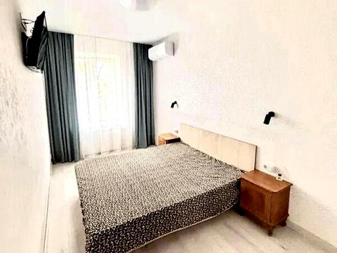 квартира за адресою Соборності просп. (Возз'єднання), 24