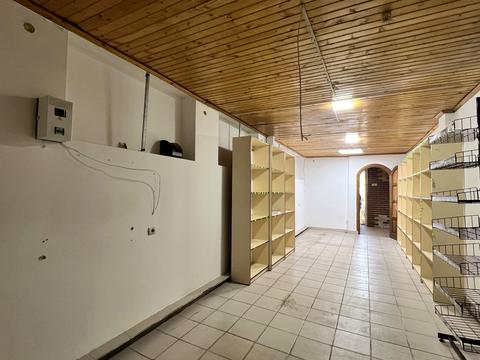 комерційна за адресою Торговиця вул., 26