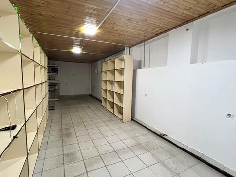 комерційна за адресою Торговиця вул., 26