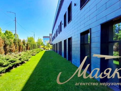 коммерческая по адресу Академіка Книшова ул. (Амурська), 6