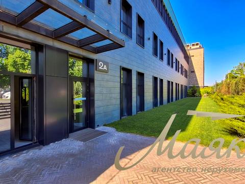 комерційна за адресою Академіка Книшова вул. (Амурська), 6