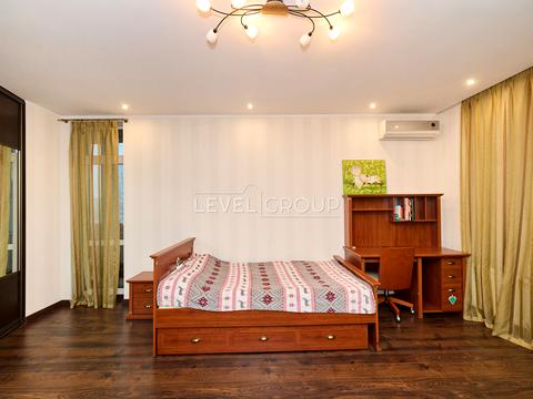 квартира за адресою Київ, Митрополита Андрея Шептицького вул. (Анатолія Луначарського), 10