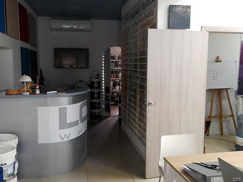 комерційна за адресою Богдана Хмельницького  вул., 106