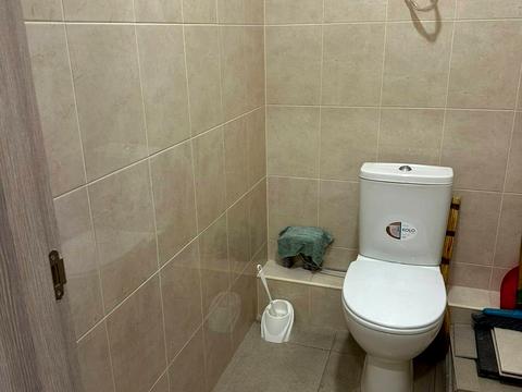 комерційна за адресою Університетська вул., 2Л