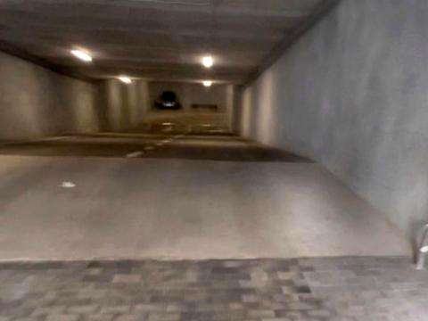 комерційна за адресою Дегтярівська вул., 17-19