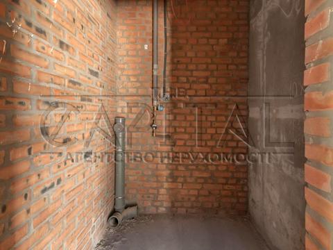 комерційна за адресою Дегтярівська вул., 17-19