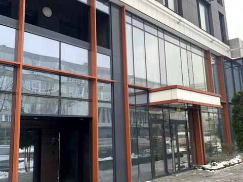 комерційна за адресою Дегтярівська вул., 17-19