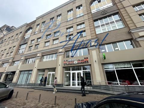 комерційна за адресою Ярославська вул., 56А