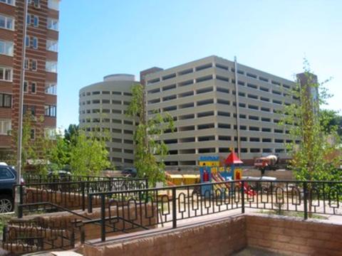 паркомісце за адресою Голосіївська вул., 13