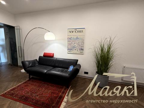 комерційна за адресою Хрещатик вул. (Kreschatic), 16