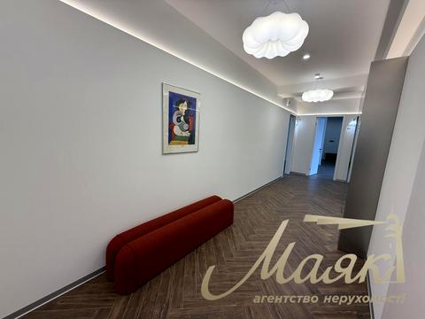 комерційна за адресою Хрещатик вул. (Kreschatic), 16