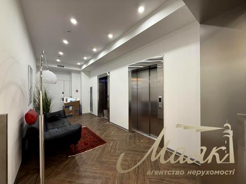 комерційна за адресою Хрещатик вул. (Kreschatic), 16