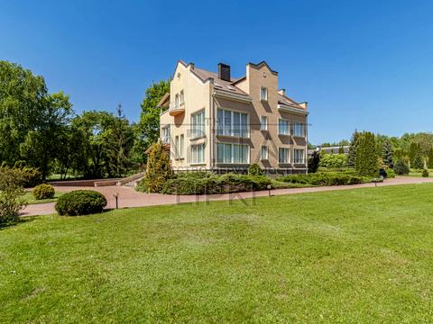 дом по адресу вул. Лугова, 26