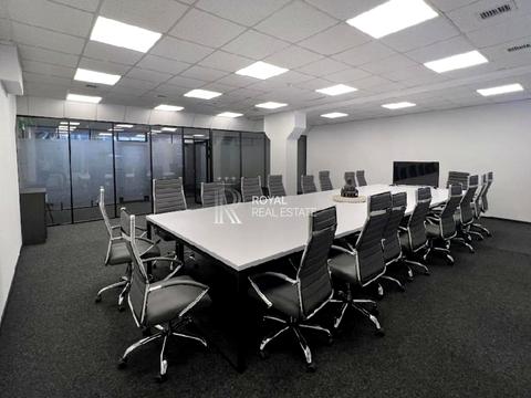 комерційна за адресою Київ, Дегтярівська вул., 52