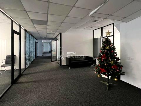 комерційна за адресою Київ, Дегтярівська вул., 52