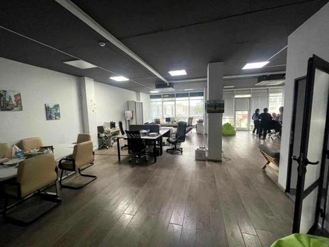 коммерческая по адресу Камʼянецька ул., 33