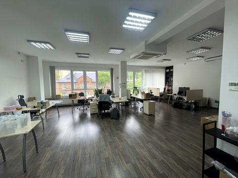 коммерческая по адресу Камʼянецька ул., 33