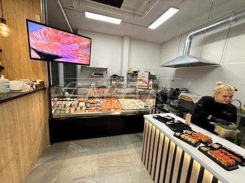 комерційна за адресою Київ, Дніпровська набережна вул., 16-Г