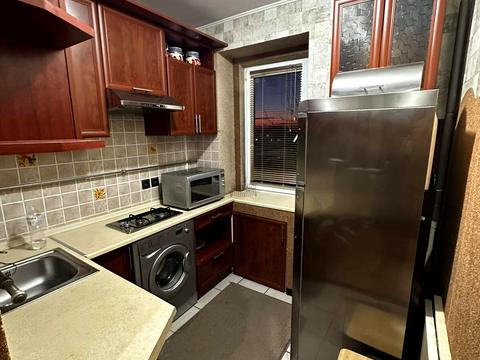 квартира за адресою Наукова вул., 53