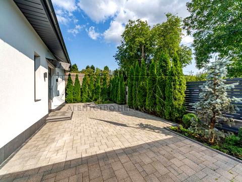 будинок за адресою вул. Малинова