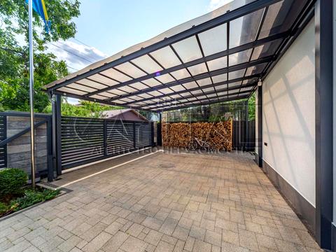 будинок за адресою вул. Малинова