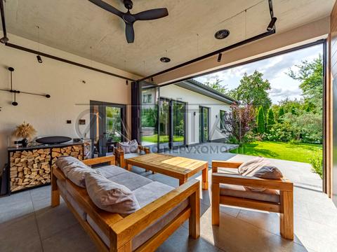 будинок за адресою вул. Малинова