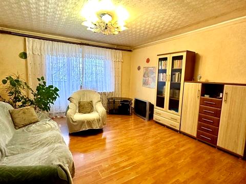 квартира по адресу Строителей ул. (Фрунзе), 12