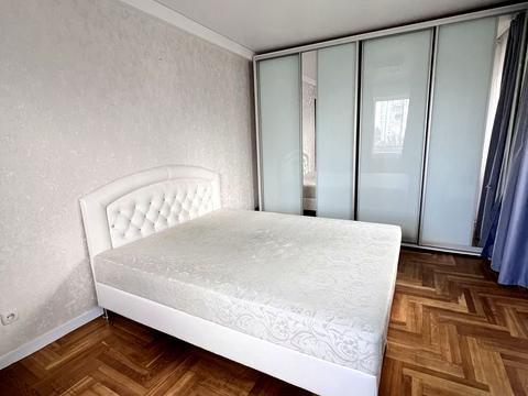 квартира за адресою Дніпровська набережна вул., 7-А