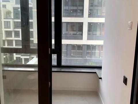 квартира по адресу Гарета Джонса ул. (Сімʼї Хохлових), 12