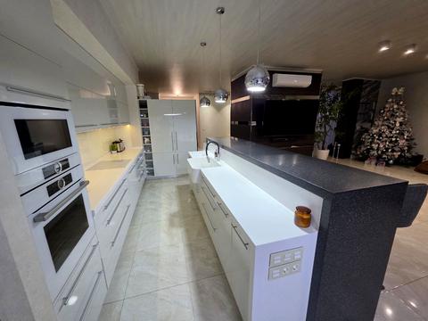 квартира по адресу Отакара Яроша пер., 20 к1