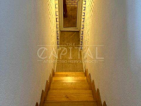 будинок за адресою Київ, Андрія Верхогляда вул. (Михайла Драгомирова)