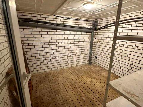 будинок за адресою Київ, Андрія Верхогляда вул. (Михайла Драгомирова)