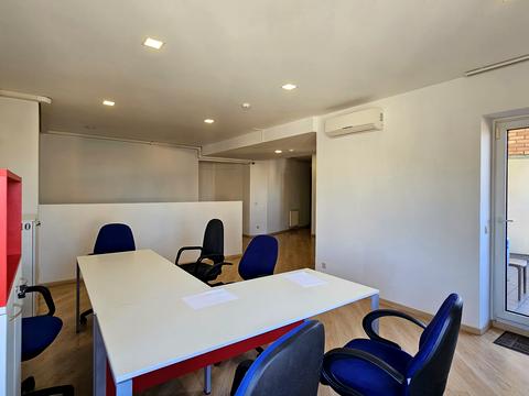 комерційна за адресою Велика Васильківська вул. (Червоноармійська), 9-2