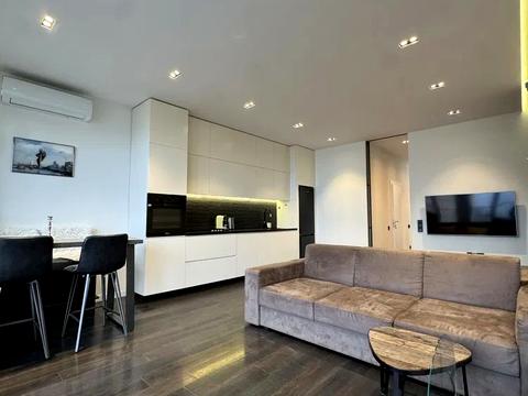 квартира за адресою Лабораторний пров., 7