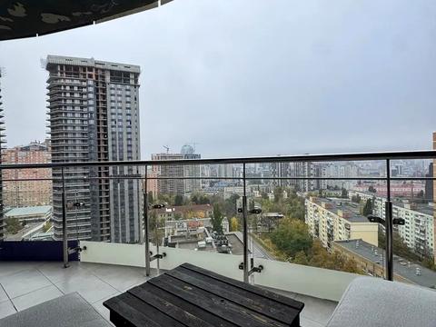 квартира за адресою Лабораторний пров., 7