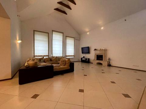 будинок за адресою Сонячна вул.